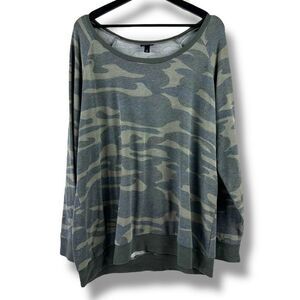 Torrid Women's Size 2X Crewneck Sweatshirt‎ Distressed Camoflauge Green Gorpcore